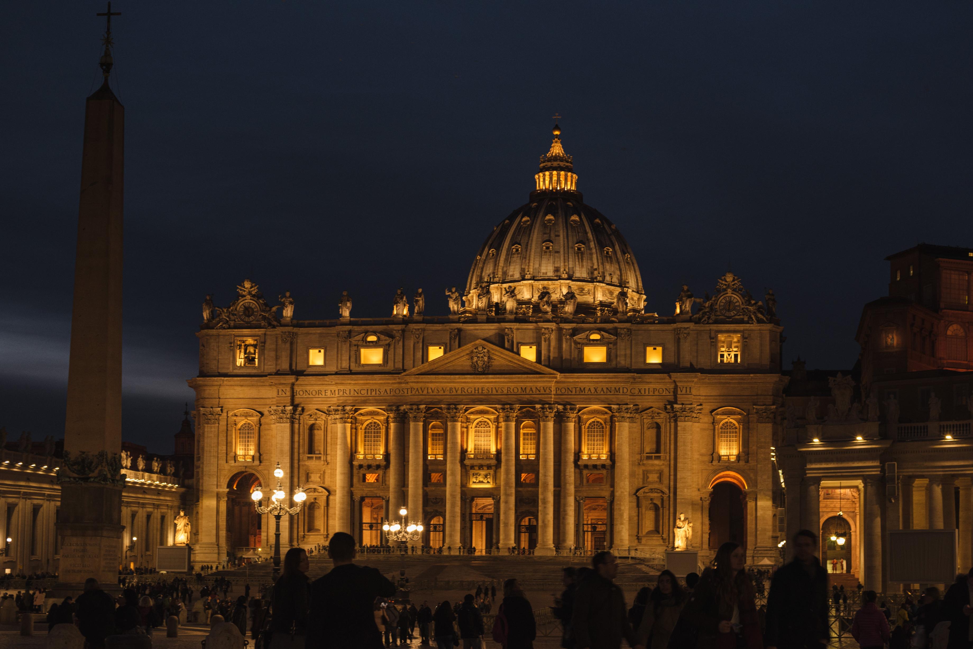 Il papato e il contributo alla cultura e all'arte durante il rinascimento
